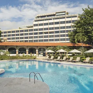 https://el-embajador-a-royal-hideaway-hotel.comcaribbean.com